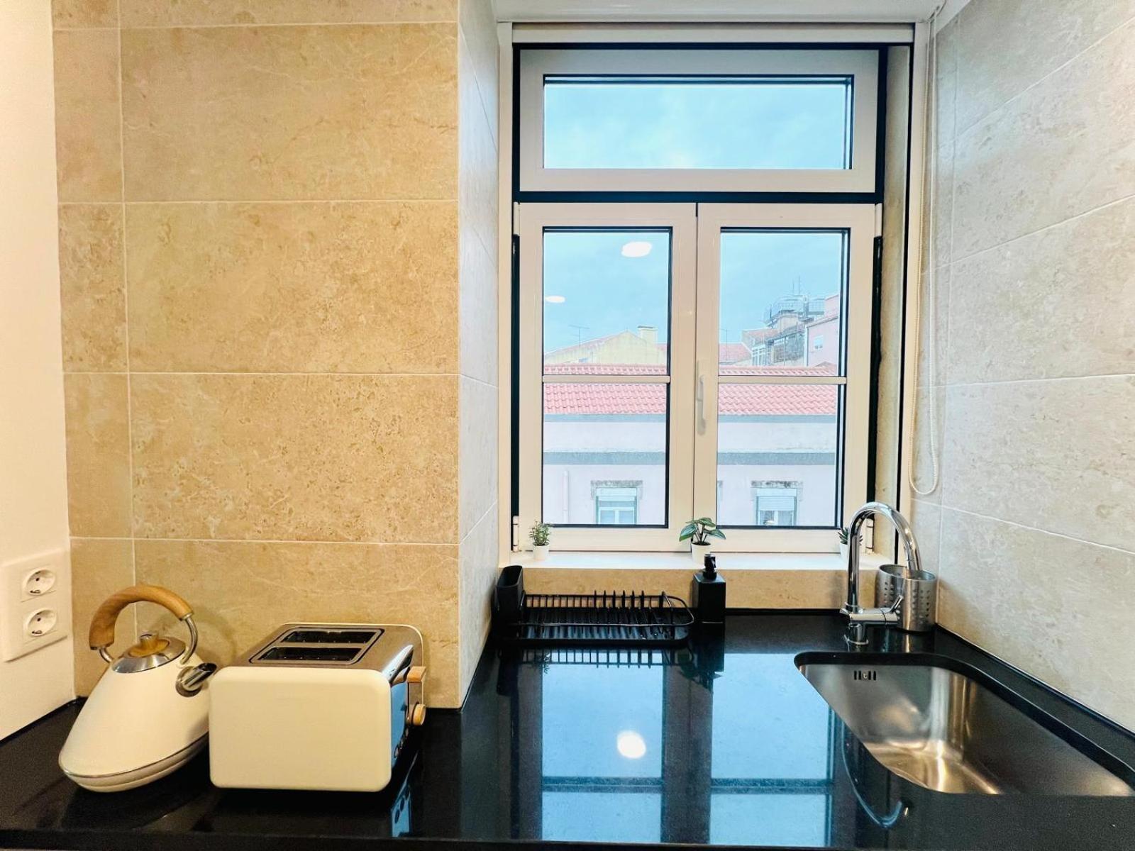 Lisbon Pink House II Beautiful 2 Bedroom Flat In City Center Zewnętrze zdjęcie