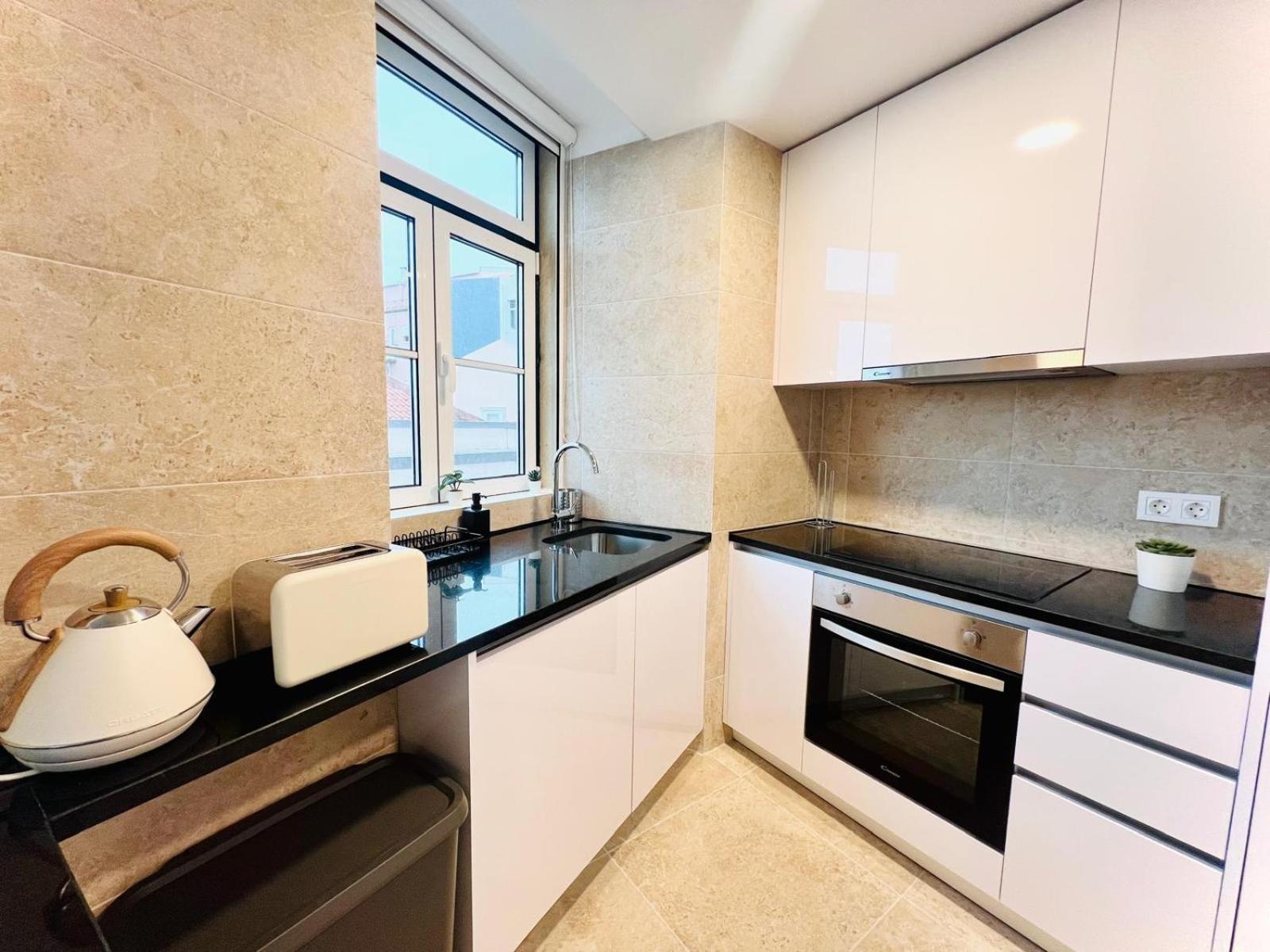 Lisbon Pink House II Beautiful 2 Bedroom Flat In City Center Zewnętrze zdjęcie